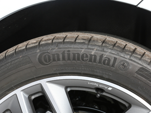 201845TFSI S line\(yn)(dng) ݆̥Ʒ