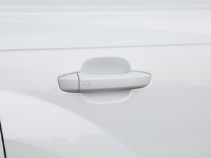 201845TFSI S line\ ^