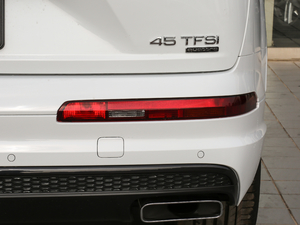 201845TFSI S line\(yn)(dng) (x)(ji)^