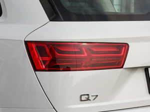 201845TFSI S line\(yn)(dng) (x)(ji)^