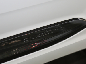 201840TFSI S line\ ^