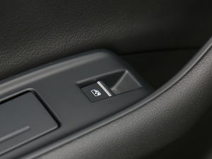 201840TFSI S line\(yn) g