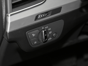 201840TFSI S line\ g