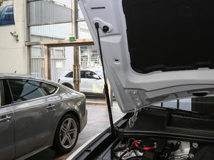 2018款40TFSI S line运动型 其它