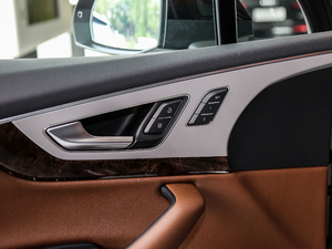 201845TFSI S line\ g