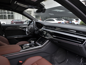 2021S8L 4.0TFSI quattro п؅^