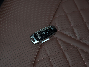 2021S8L 4.0TFSI quattro ܇耳