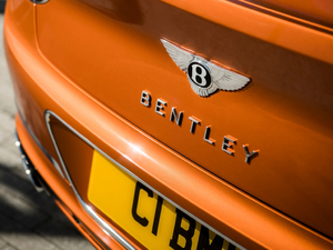 20194.0T GT V8 (ji)^