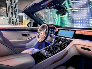 20194.0T GT V8  п؅^