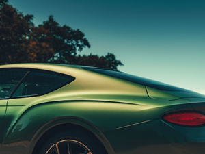 20194.0T GT V8 (ji)^