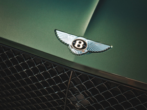 20194.0T GT V8 (ji)^