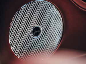 20194.0T GT V8  п؅^