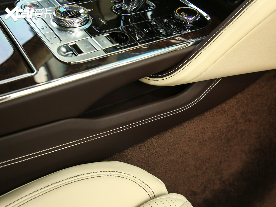 2020wY 6.0T W12 ˜ʰ