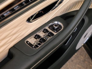 20206.0T W12 ˜ʰ {܇ƅ^(q)	