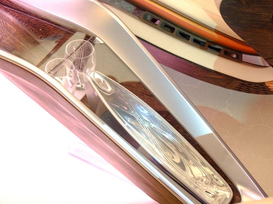 2019��EXP 100 GT ����܇