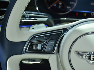 20204.0T GT V8 п؅^