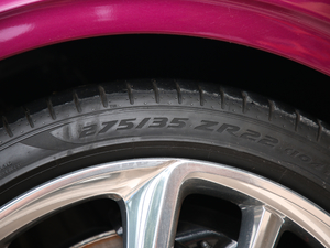 20204.0T GT V8 ݆̥ߴ