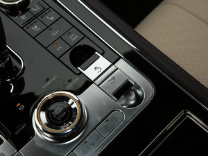 20204.0T GT V8 п؅^