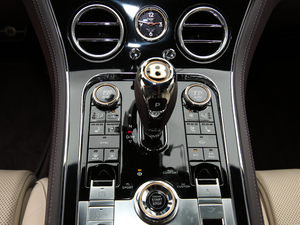 20204.0T GT V8 п؅^