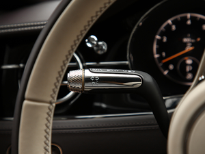 20204.0T GT V8 п؅^