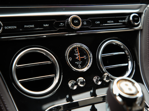 20204.0T GT V8 п؅^