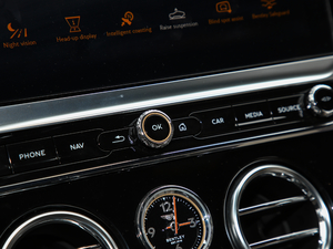 20204.0T GT V8 п؅^