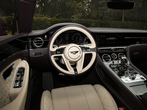 20204.0T GT V8 п؅^