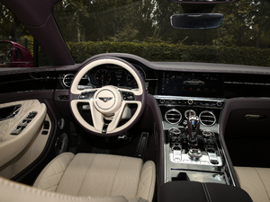 20204.0T GT V8 п؅^