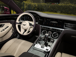 20204.0T GT V8 п؅^