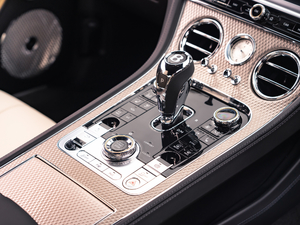 2020款GT Mulliner 中控区