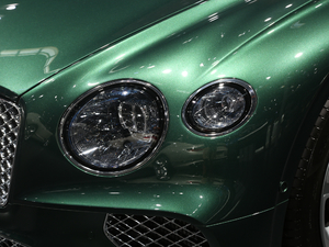 20204.0T GT V8 (x)(ji)^