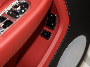 20204.0T GT V8  п؅^