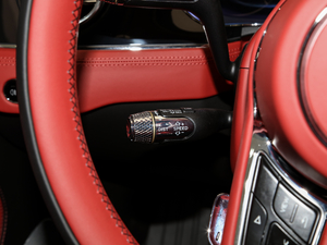 20204.0T GT V8  п؅^