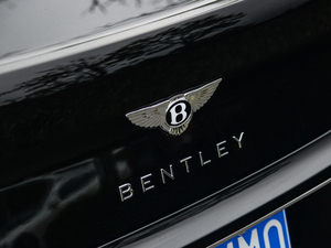 20204.0T GT V8  (x)(ji)^