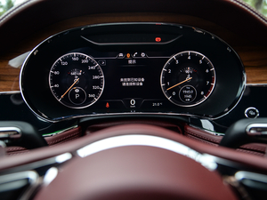 20204.0T GT V8  п؅^(q)