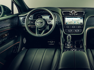 20214.0T V8 First Edition  п؅^