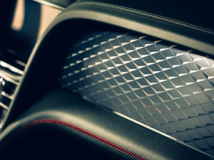 20214.0T V8 First Edition  п؅^