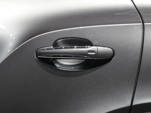 20214.0T V8 First Edition  ^