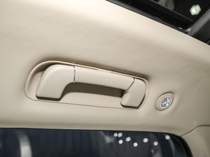 20214.0T V8 First Edition  g