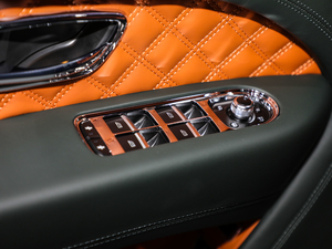 20214.0T V8 {܇ƅ^(q)	