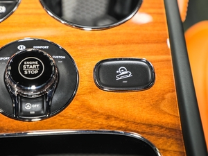 20214.0T V8 п؅^(q)