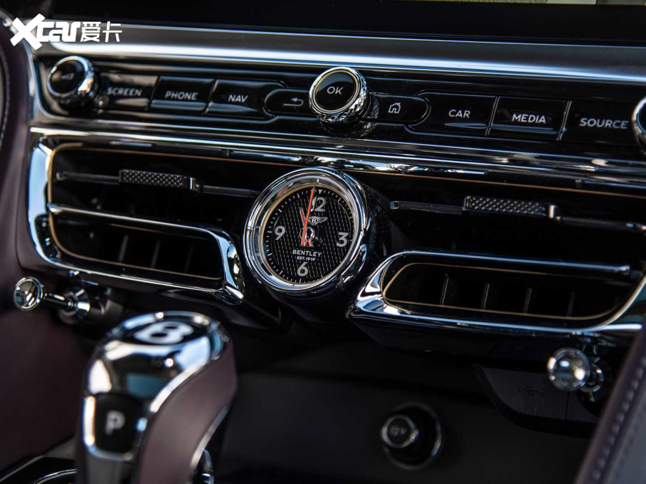 2021wY front quarter