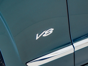 2022款4.0T V8 标准版 细节外观