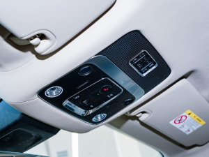 20224.0T V8 ˜ʰ п؅^