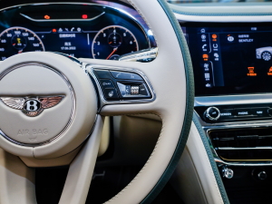 20224.0T V8 ˜ʰ п؅^