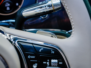 20224.0T V8 ˜ʰ п؅^