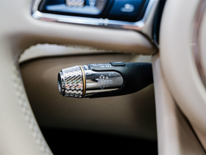 20224.0T V8 ˜ʰ п؅^