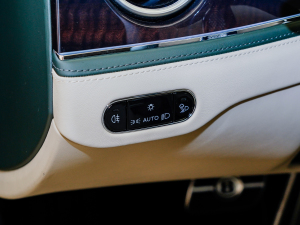 20224.0T V8 ˜ʰ п؅^