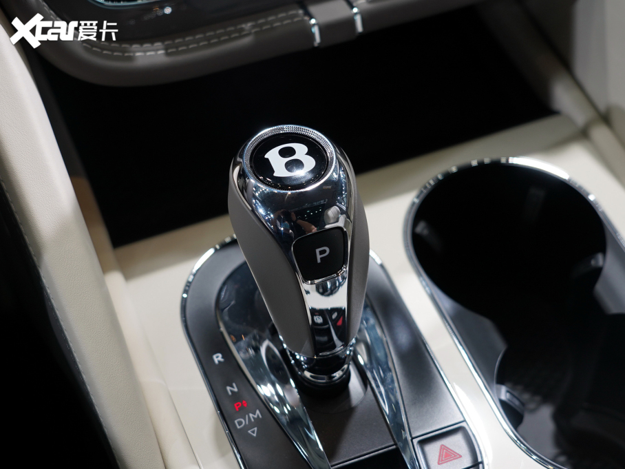 2023Խ 4.0T V8 L(zhng)S