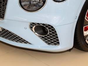 20224.0T GT V8 Mulliner ^